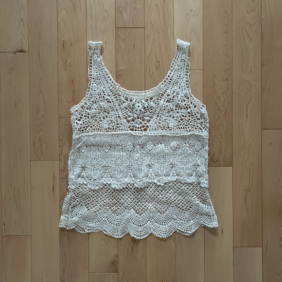 American Eagle Outfitters crochet tank - Picture 2 of 5